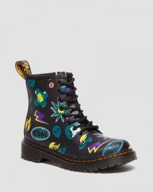 Dr Doc Martens Junior 1460 Sticker Print Cuero Encaje Up Boots (Sticker Print Hydro) Negros | RW86-U0JZ