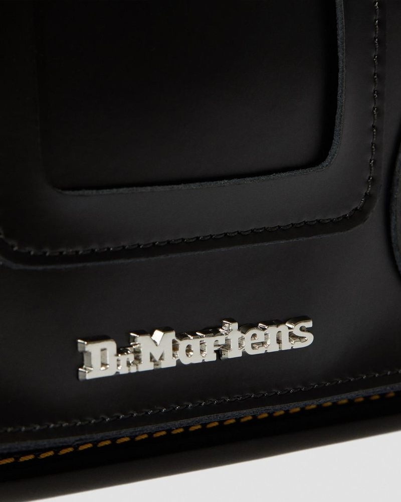 Dr Doc Martens 11 inch Cuero Messenger Bag (Kiev & Smooth) Negros | QL74-C8FP