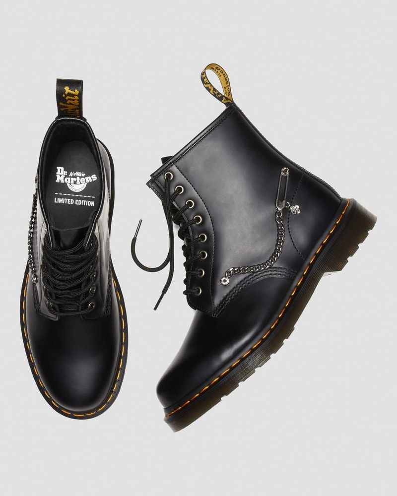 Dr Doc Martens 1460 Swarovski Cuero Encaje Up Boots (Smooth Cuero) Negros | IV12-B5KV