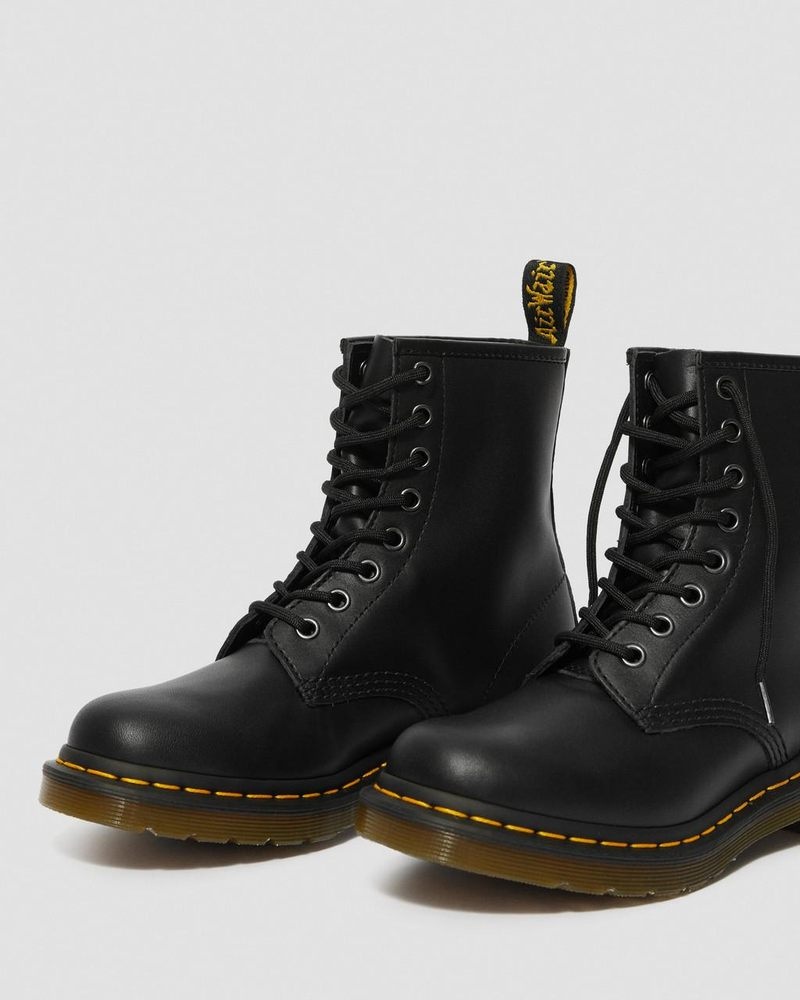 Dr Doc Martens 1460 - Nappa Cuero Encaje Up Boots (Nappa Cuero) Negros | XI30-X1QQ