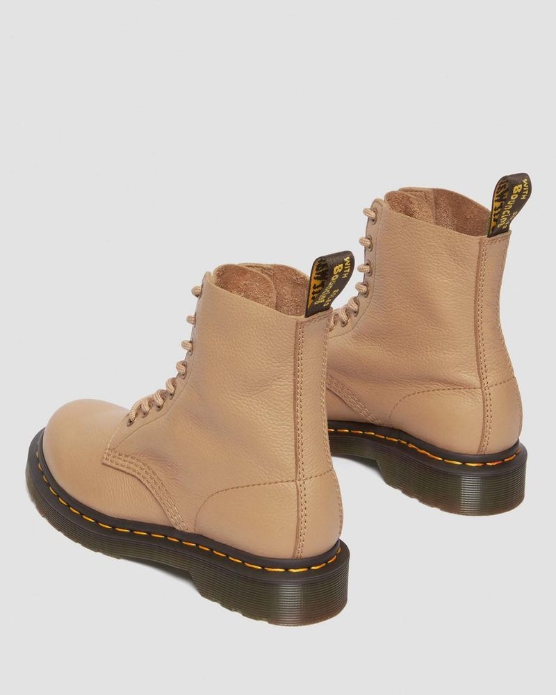 Dr Doc Martens 1460 - Pascal Virginia Cuero Boots (Virginia) Savannah Tan | FD11-P0LC