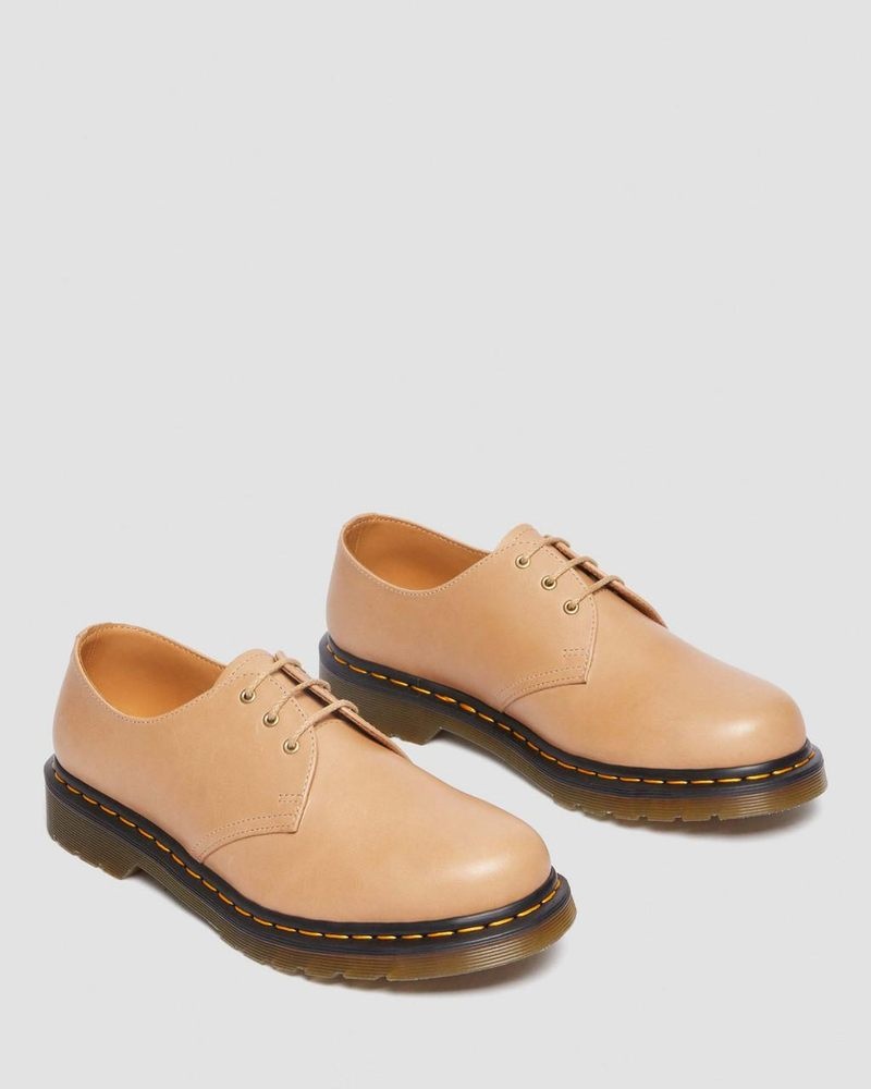 Dr Doc Martens 1461 Carrara Cuero Oxford Shoes (Carrara) Beige | FM01-P6LR