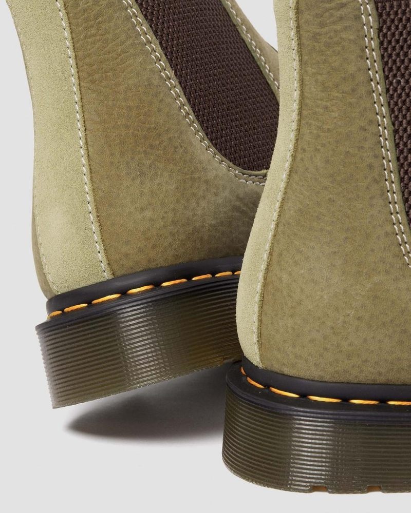 Dr Doc Martens 2976 Tumbled Nubuck Cuero Chelsea Boots (Tumbled Nubuck) Verde Oliva | NM75-X1EJ