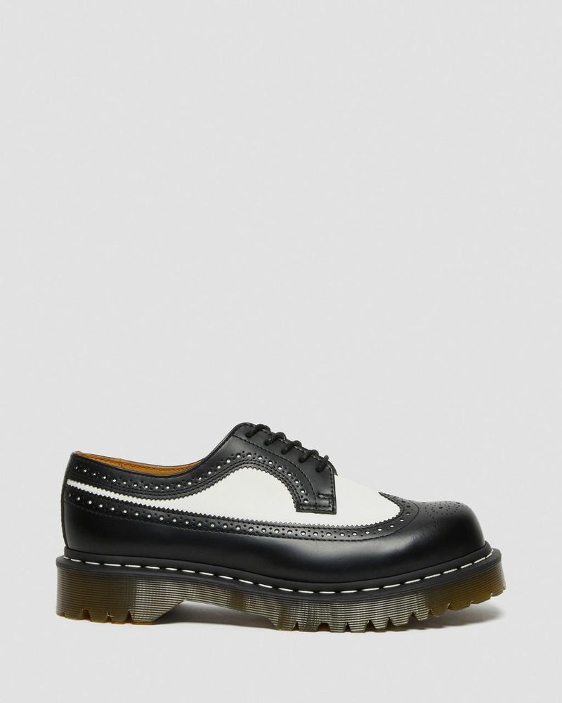 Dr Doc Martens 3989 Bex Smooth Cuero Brogue Shoes (Smooth Cuero) Negros | YW08-L6YD