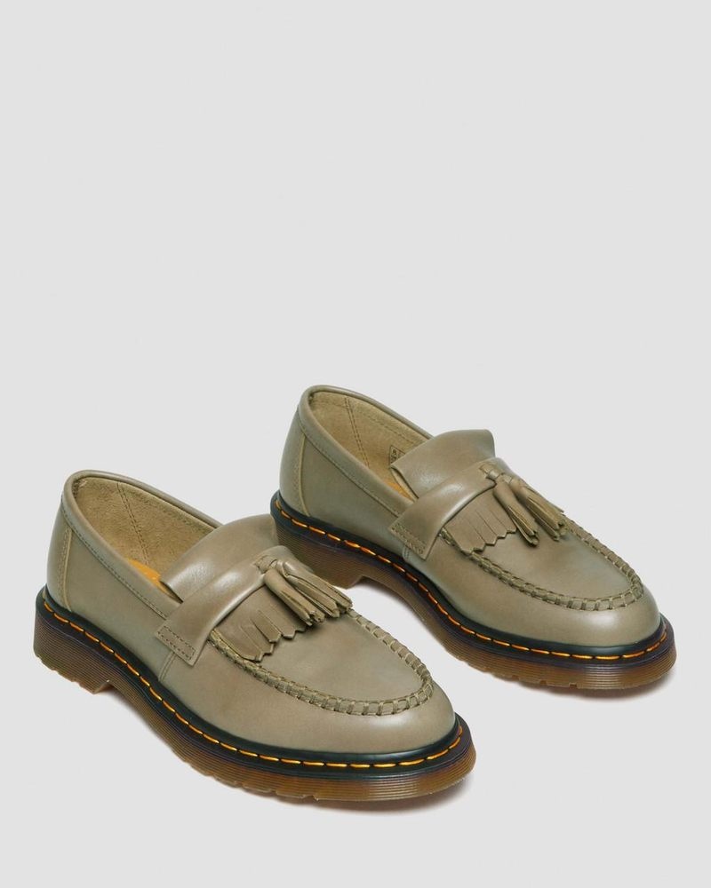 Dr Doc Martens Adrian Carrara Cuero Tassel Loafers (Carrara) Verde Oliva | YS64-L4SB