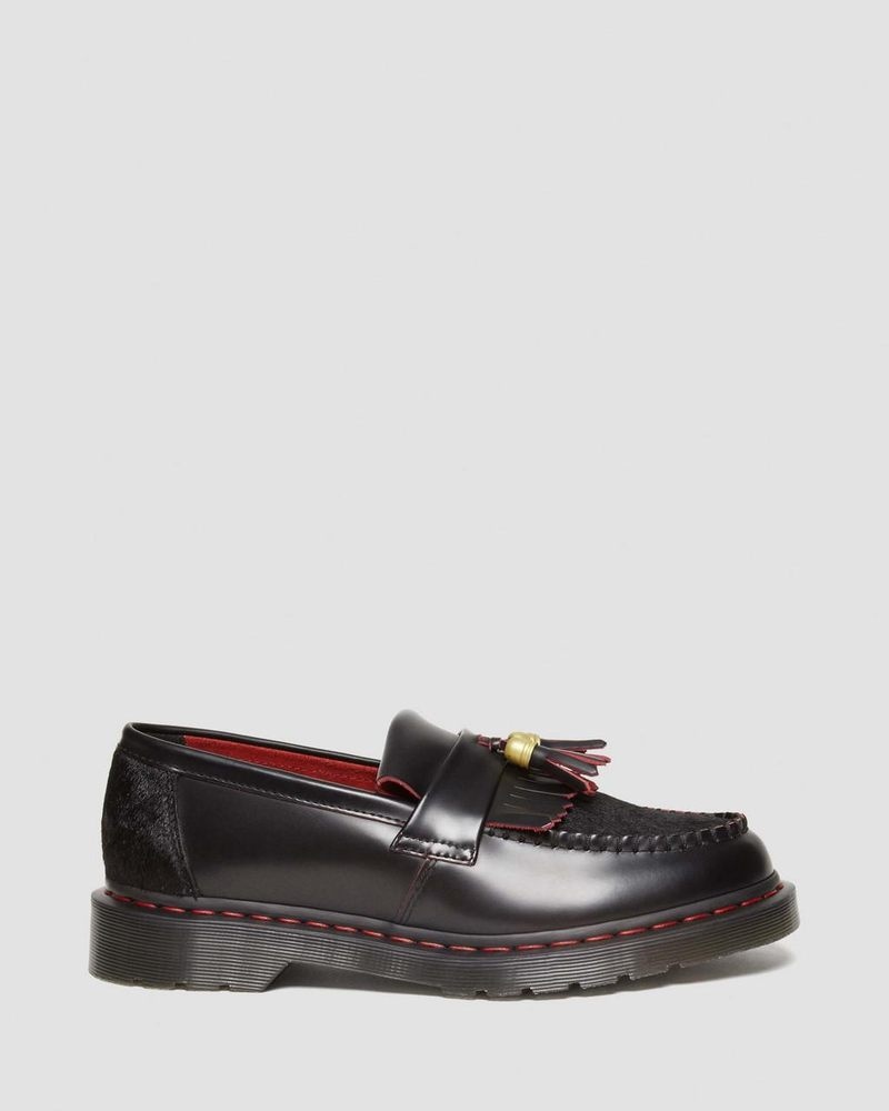 Dr Doc Martens Adrian Year of the Dragon Hair-On Tassel Loafers (Smooth Slice+Hair On) Negros Rojos Negros | SI99-I5UF