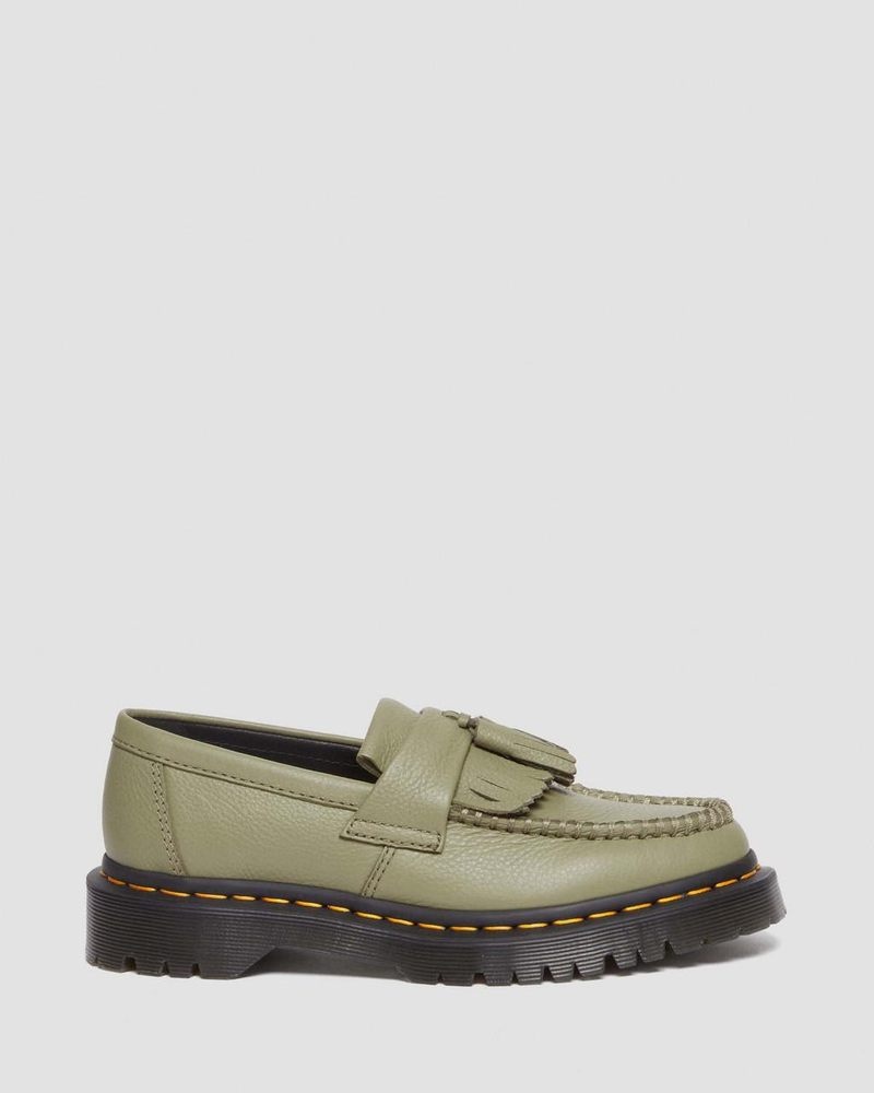 Dr Doc Martens Adrian - Virginia Cuero Tassel Loafers (Virginia) Verde Oliva | SS76-R8RS