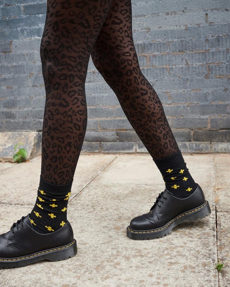 Dr Doc Martens Docs Cross Logo Organic Algodon Blend Socks (Algodon Blend) Black+Yellow | QC88-I5OW