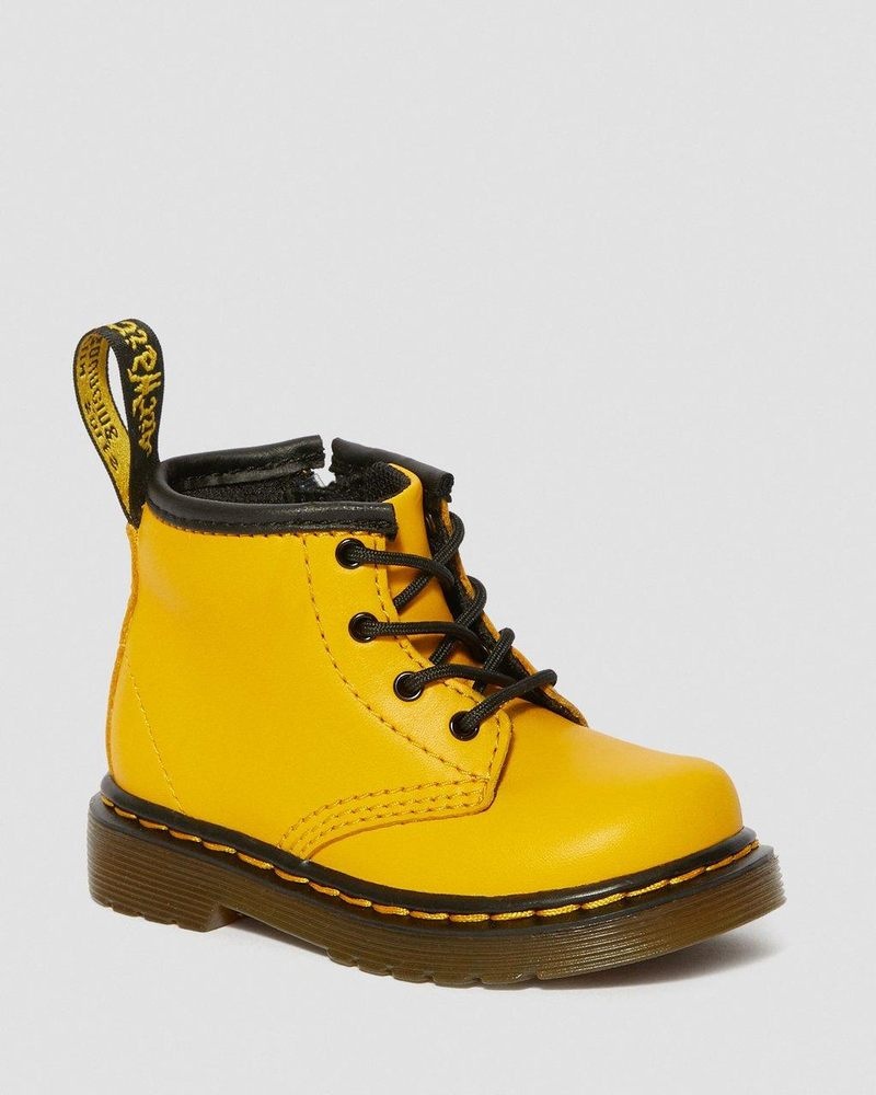 Dr Doc Martens Infant 1460 Cuero Encaje Up Boots (Romario) Amarillos | GF45-V9DZ