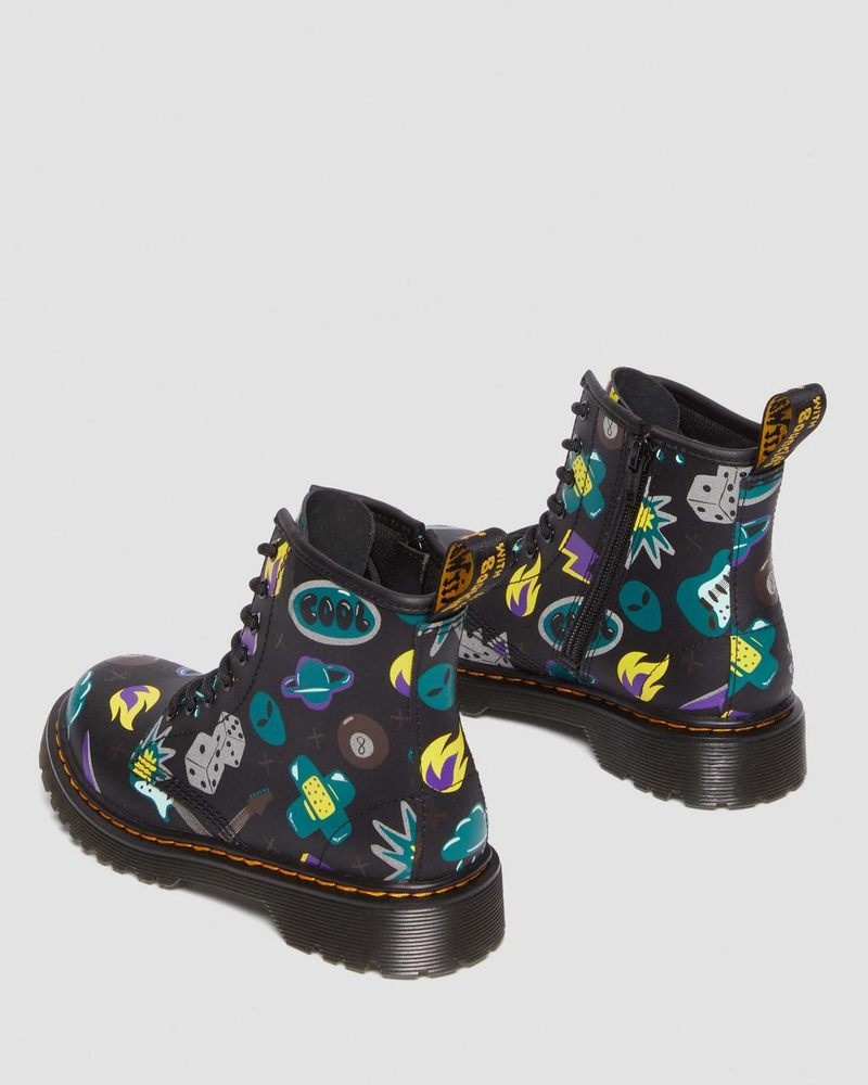 Dr Doc Martens Junior 1460 Sticker Print Cuero Encaje Up Boots (Sticker Print Hydro) Negros | RW86-U0JZ