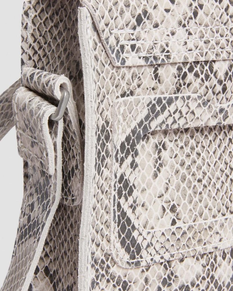 Dr Doc Martens Snake Print Cuero Vertical Crossbody Bag (Python Print Gamuza) Sand+Black | BS72-N6AI