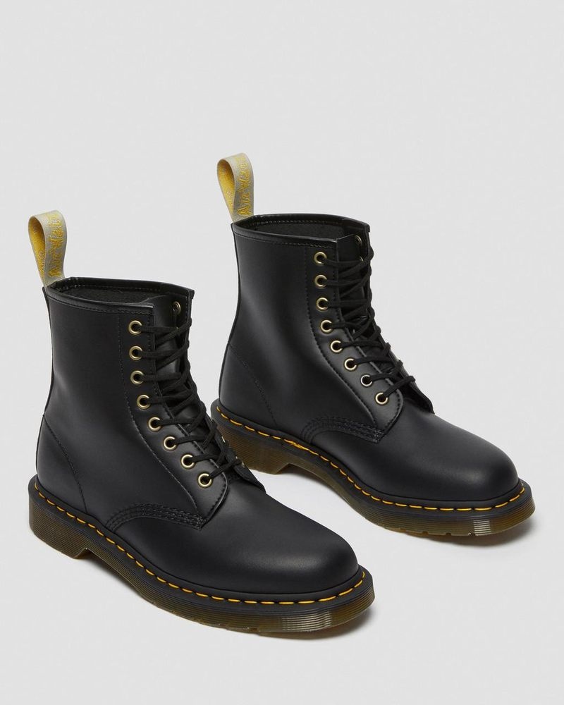 Dr Doc Martens Vegan 1460 Felix Encaje Up Boots (Felix Rub Off) Negros | AP93-B0IF